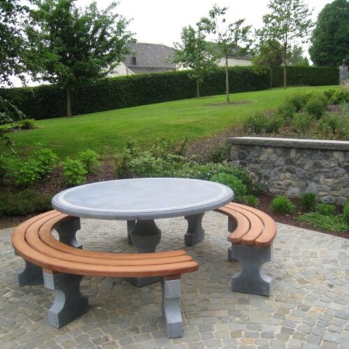 Tables de Jardin en Pierre Bleue du Hainaut